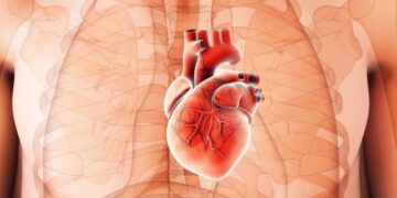 Медики назвали причину, что вызывает одышку в положении лежа  