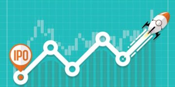 Основными преимуществами публичной компании