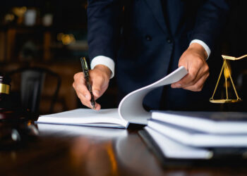 Про переваги залучення досвідченого адвоката