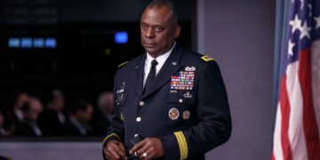 РФ не сможет получить преимущество в небе – министр обороны США