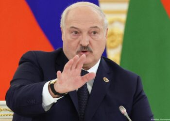 Лукашенко: “Если Россия падет, все мы становимся обреченными”, и выразил недовольство к НАТО