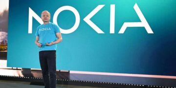 Генеральний директор Nokia Пекка Лундмарк здійснив перший у світі телефонний дзвінок за допомогою нової технології під назвою “імерсивне аудіо та відео”.